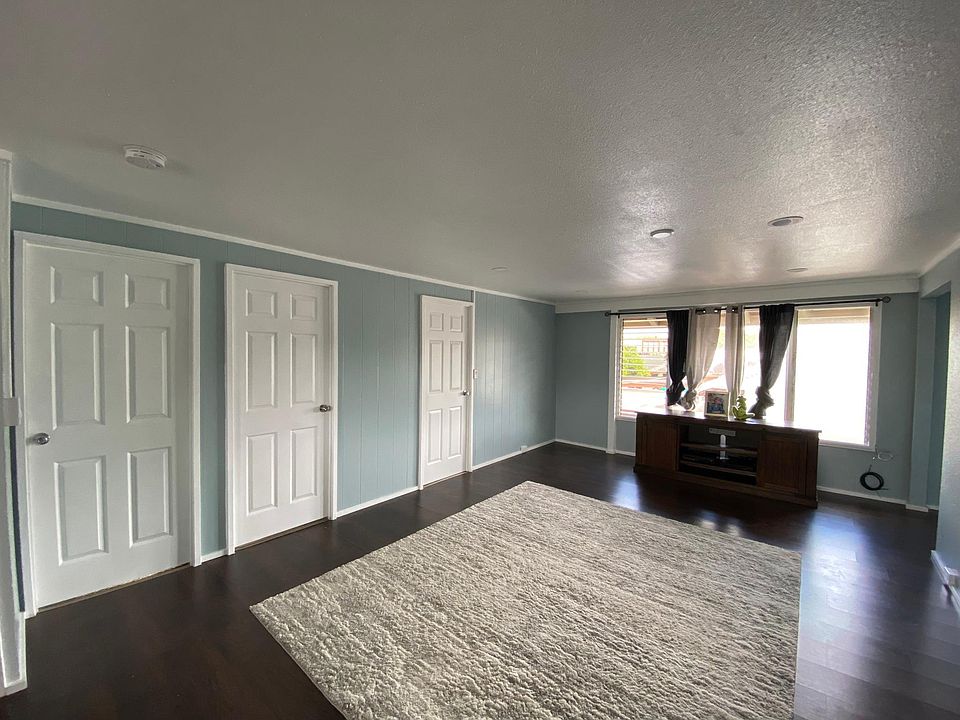 2nd image of 251 Waena St #B