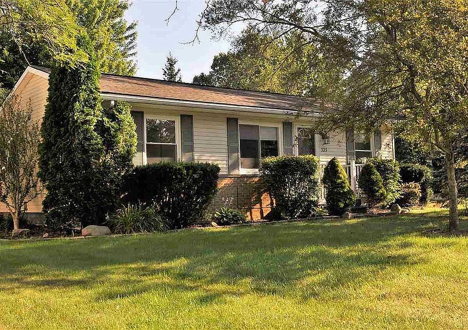 1st image of 323 McFarland St