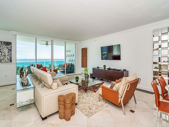 5th image of 20201 E Country Club Dr APT 2009