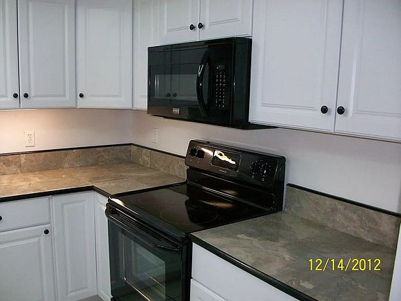 4th image of 4660 Glenbrooke Ter