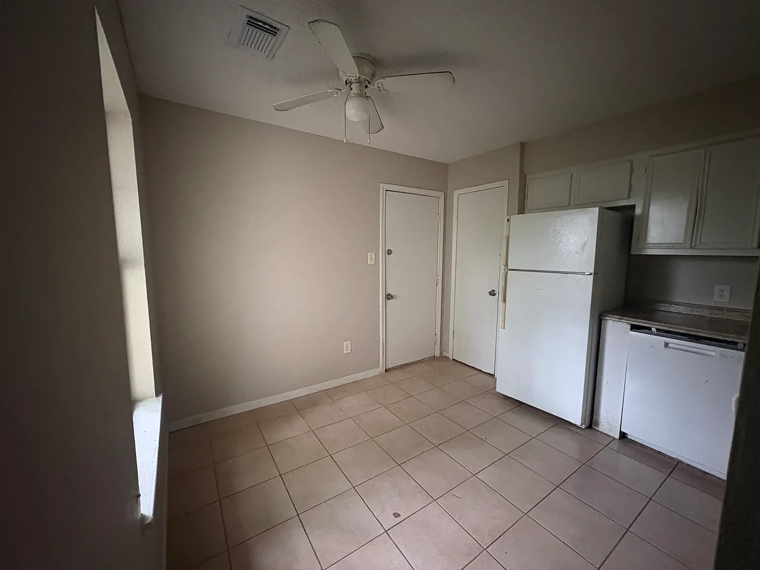 2 bed, 1745 sqft, $1,100 — Photo 4