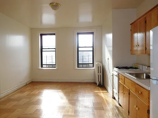 Rented by Bohemia Realty Group | media 8