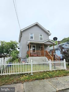 33 E Bayview Ave, Pleasantville, NJ, 08232