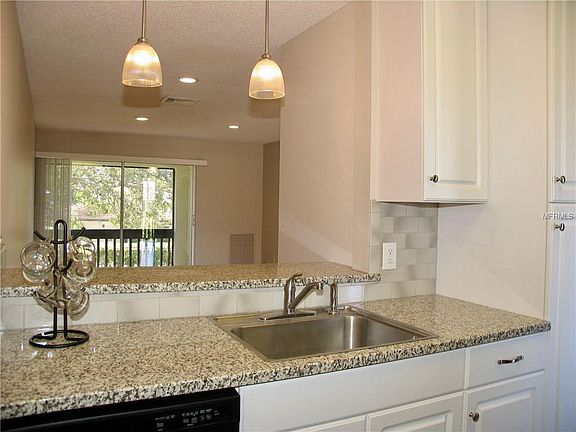 4th image of 900 Avenue Z SE APT C6