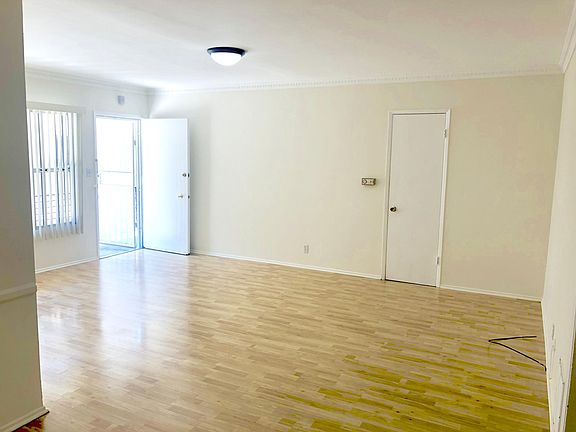 4th image of 1214 N Kingsley Dr APT B