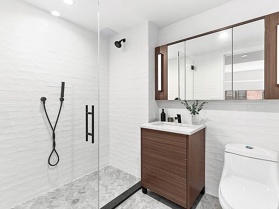 2nd image of 50 Clarkson Ave APT 206
