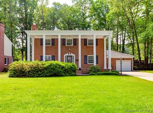 9 Club Ter, Newport News, VA 23606