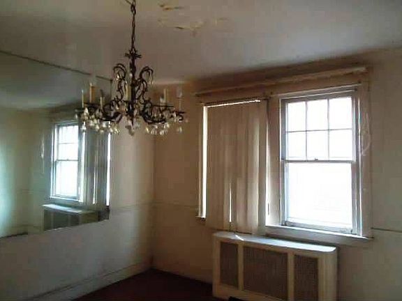 4th image of 835 Yeadon Ave