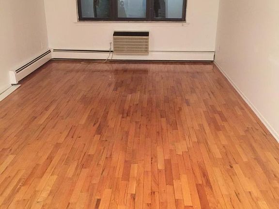 2nd image of 24050 69th Ave #1