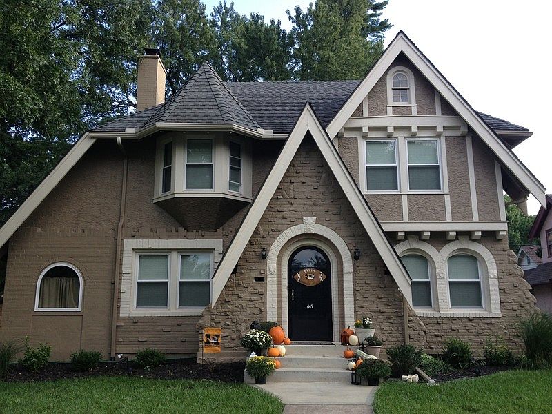 Updated DibleTudor in Rockhill Gardens