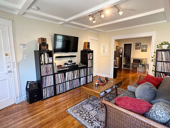 2nd image of 96 Old Colony Ave APT 2
