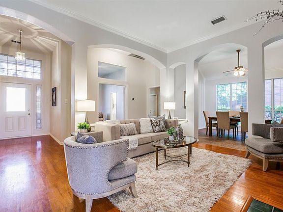 3rd image of 5706 Carrington Ct