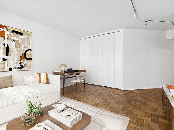 3rd image of 455 E 86th St APT 19D
