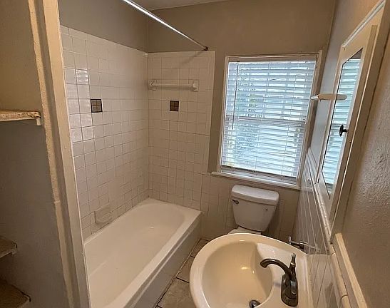 2nd image of 815 15th St N #809