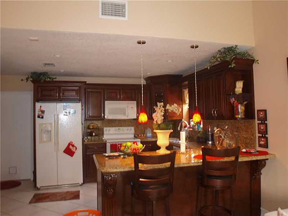3rd image of 4681 NW 93rd Ave