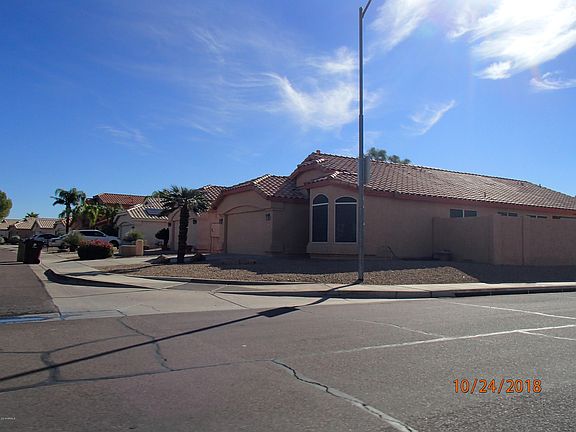 2nd image of 9781 W Pontiac Dr