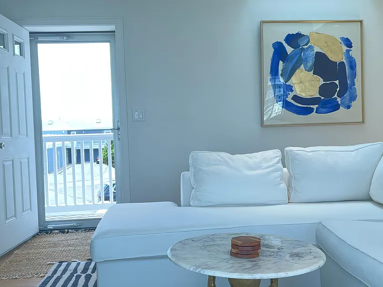 100 Ocean Ave #25 — Photo 14
