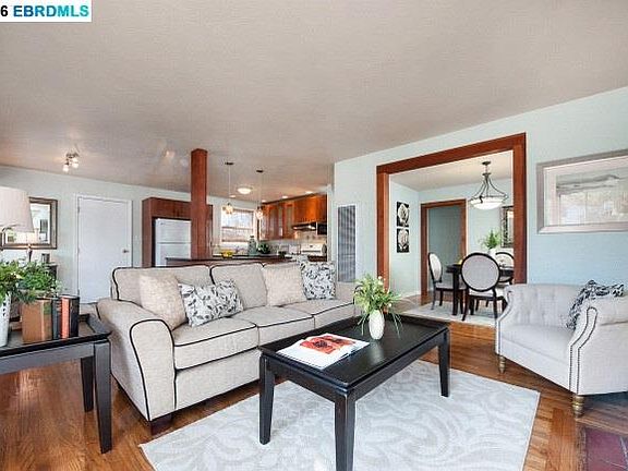 3rd image of 1320 Santa Clara St