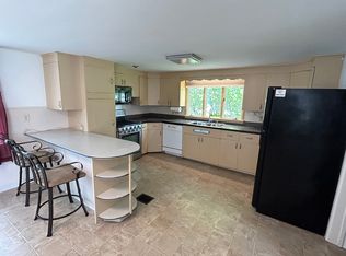 10195 Keller Rd, Clarence Center, NY 14032