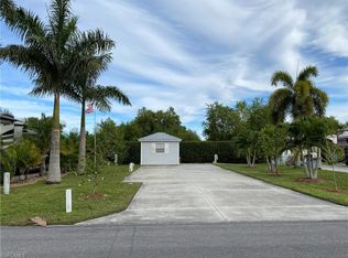 10305 Nightwood Dr, Fort Myers, FL 33905