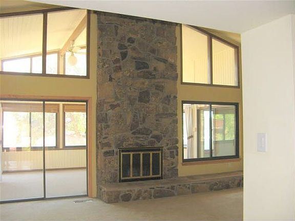 5th image of 71 Barcelona Ave