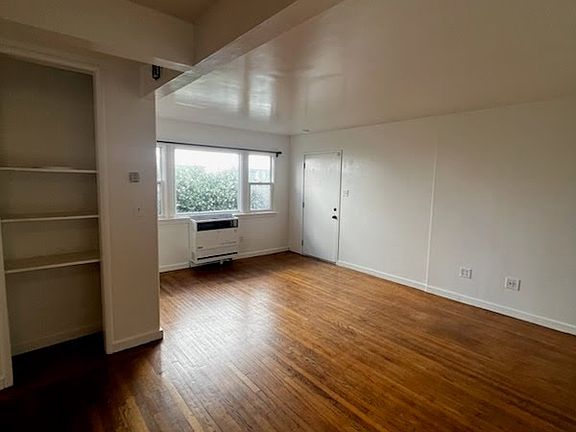 4th image of 5205 Burlingame Ave #5205