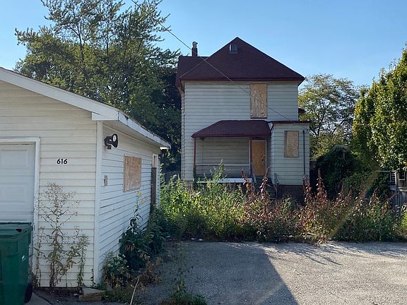 5th image of 616 S Oak Park Ave
