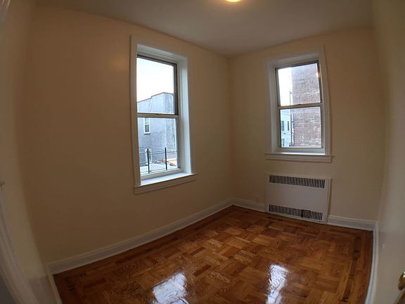 5th image of 390 Ocean Pkwy APT 2G