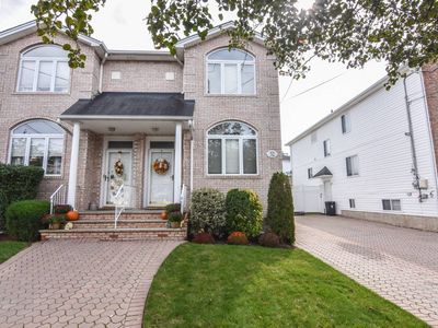 32 Jumel St, Staten Island, NY, 10308