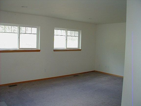 5th image of 22114 167th Avenue Ct E