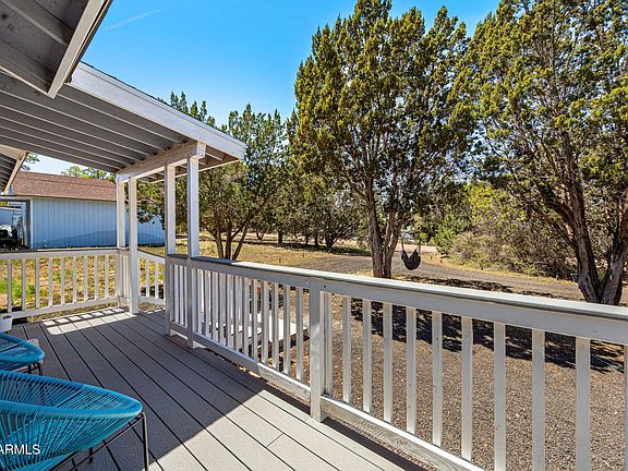 5th image of 1087 RIM VIEW Drive