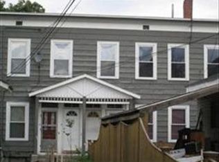 21 Leroy St, Lowell, MA 01851