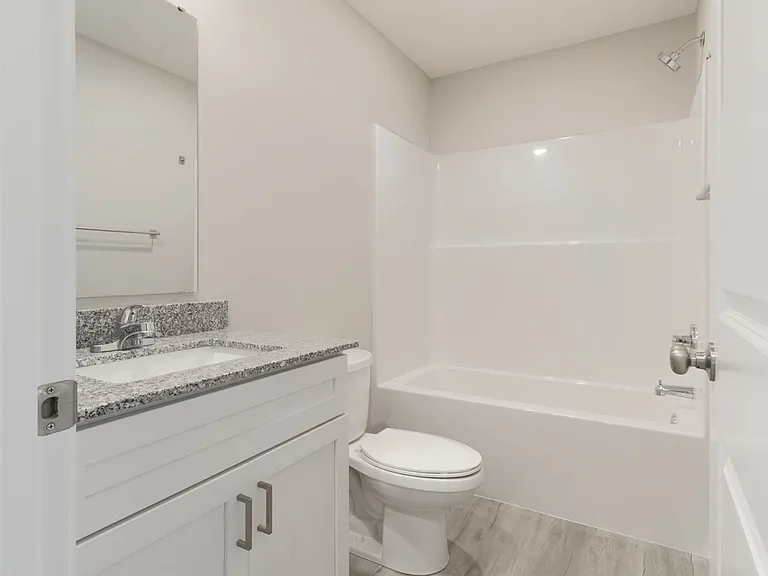 3415 N Nixon Ave — Photo 2