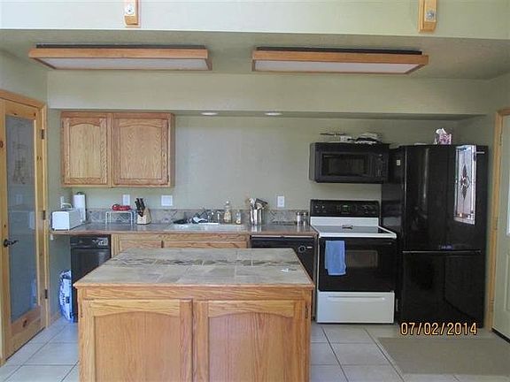 3rd image of 710 Pine Canyon Trl