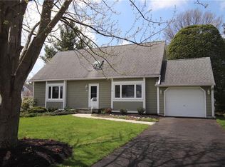 4 Rebecca Ct, Dayton, NJ 08810