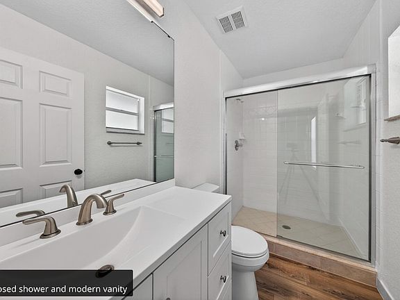 4th image of 351 NW 8th Ave