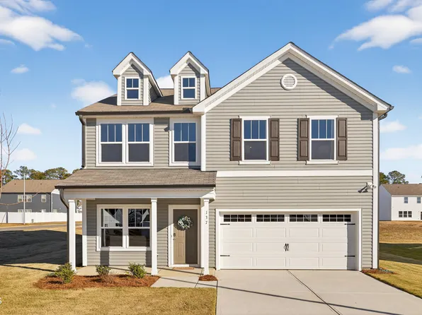 137 Benson Village Dr #74, Benson, NC 27504