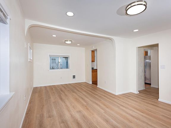 4th image of 622 100th St S