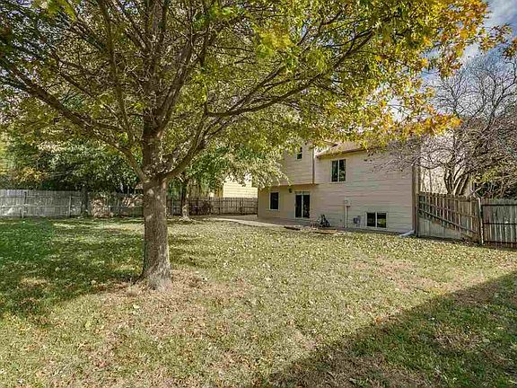 4th image of 6802 E Odessa Ct