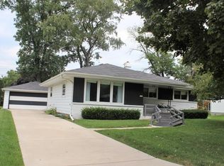 7320 Elberton Ave, Greendale, WI 53129