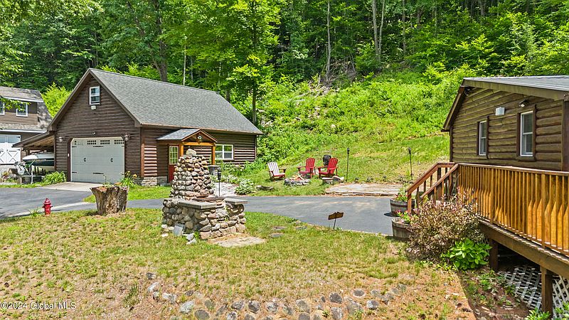 5th image of 740 E River Drive