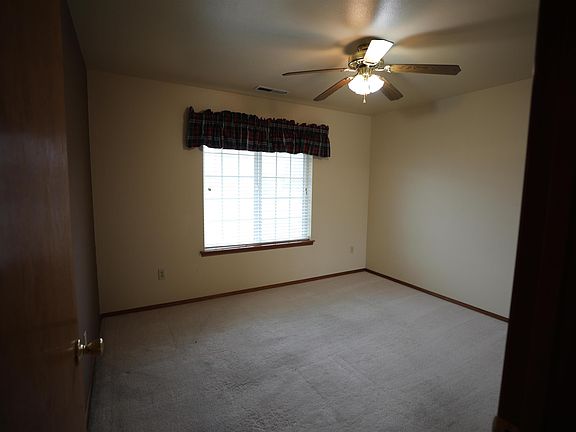 5th image of 8722 W Bonnie Ave