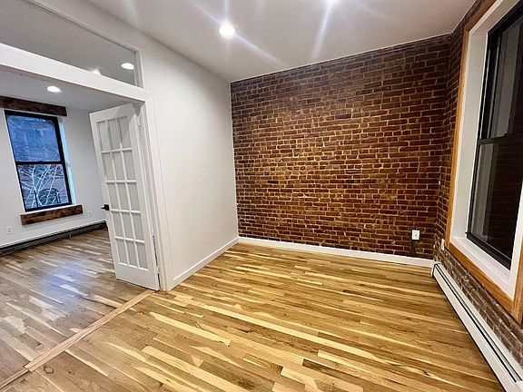 2nd image of 390 Manhattan Ave APT 4