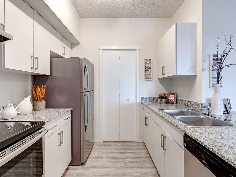 73 Skyview Point Cres NE — Photo 121