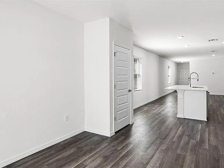 1628 Hummingbird Rd — Photo 11