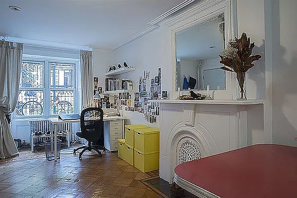 1st image of 128 Halsey St APT 1