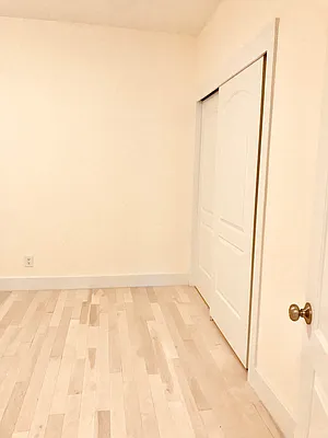 Rented by Real Broker NY LLC | media 44