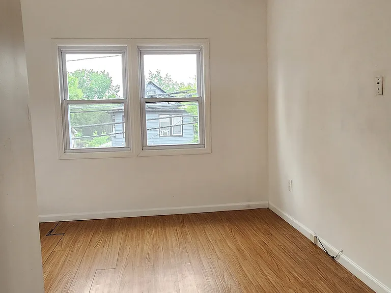 20 William St #2 — Photo 9