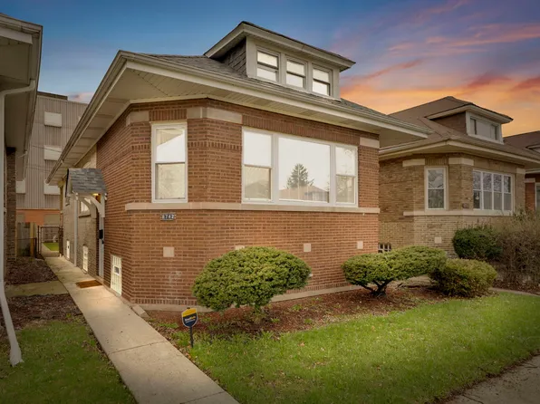 8742 S Justine St, Chicago, IL 60620
