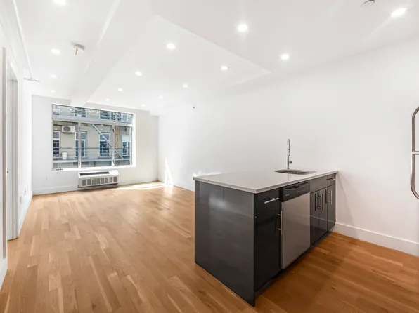 96 Steuben Street image 3 of 7